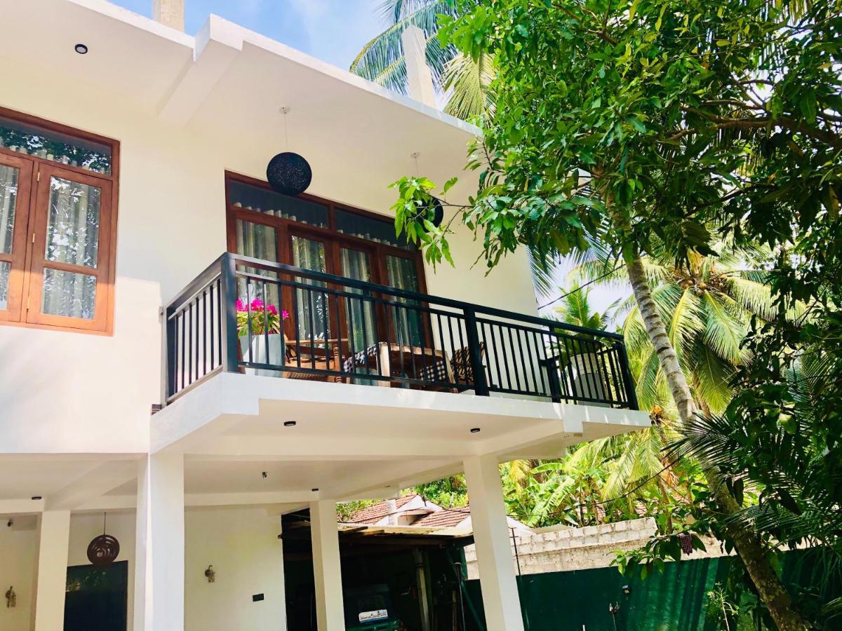 Siri'S Residency Appartement Habaraduwa Central Buitenkant foto